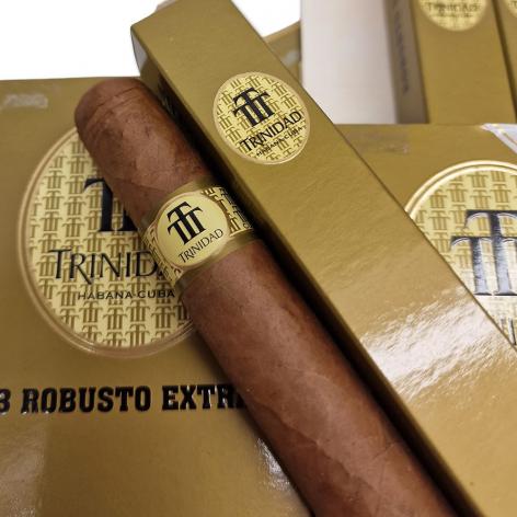 Lot 142 - Trinidad Robustos Extra