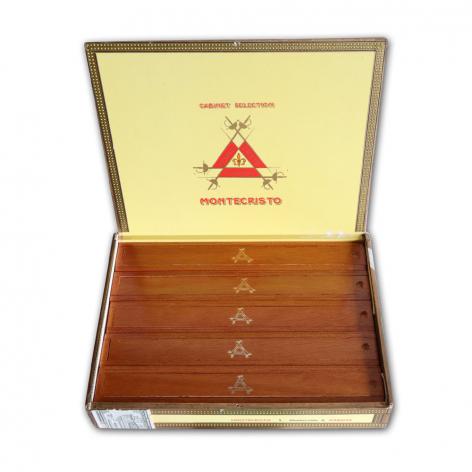 Lot 142 - Montecristo A