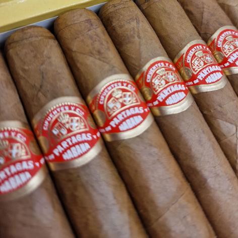 Lot 143 - Partagas Astorias