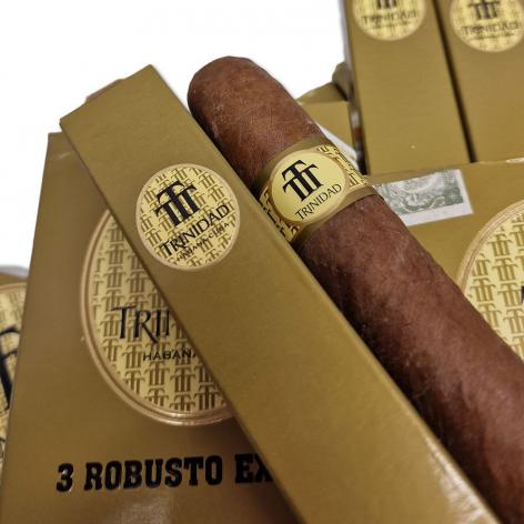 Lot 143 - Trinidad Robustos Extra