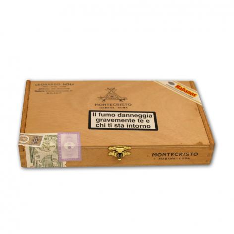 Lot 146 - Montecristo Petit Edmundo