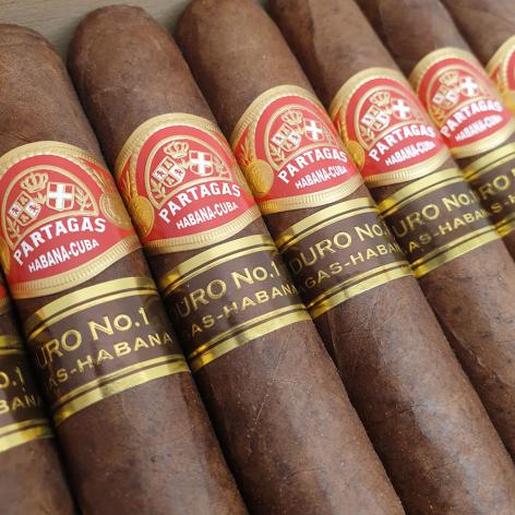Lot 146 - Partagas Maduro No. 1