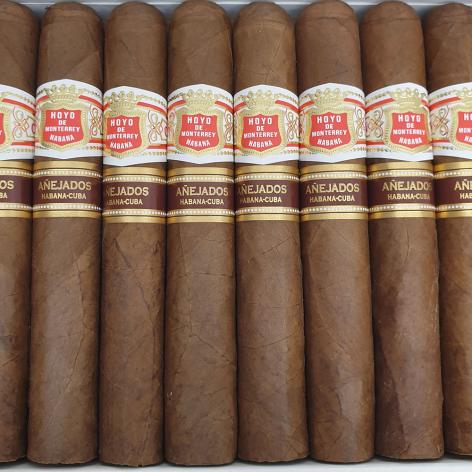 Lot 147 - Hoyo de Monterrey Hermosos No. 4 Anejados