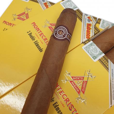 Lot 147 - Montecristo Double Edmundo 
