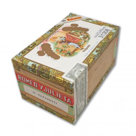 Lot 148 - Romeo y Julieta Cazadores