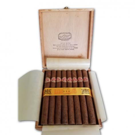 Lot 149 - Ramon Allones 898