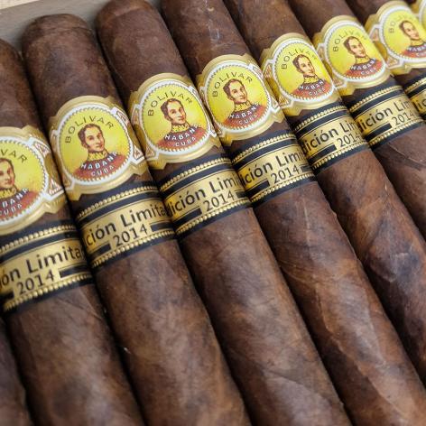 Lot 150 - Bolivar Super Coronas