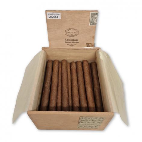 Lot 151 - Partagas Lusitanias