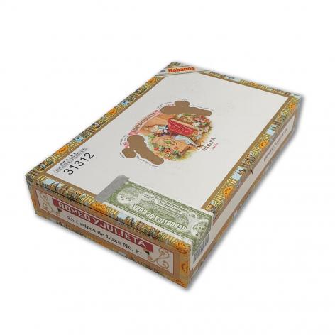 Lot 154 - Romeo y Julieta Cedros de Luxe No. 2