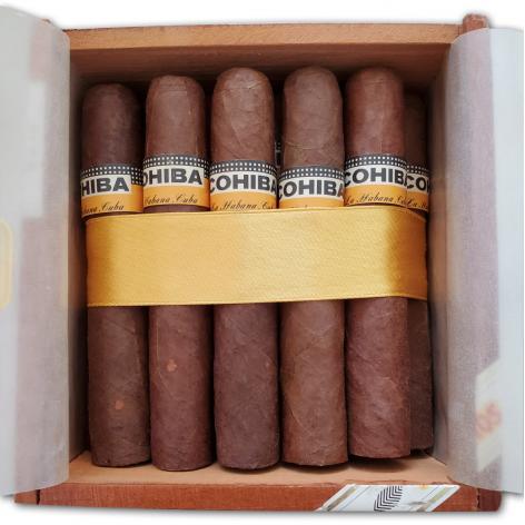 Lot 155 - Cohiba Robustos