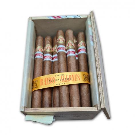 Lot 155 - Ramon Allones Estupendos