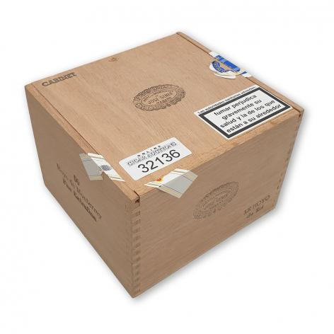 Lot 156 - Hoyo de Monterrey Le Hoyo du Roi