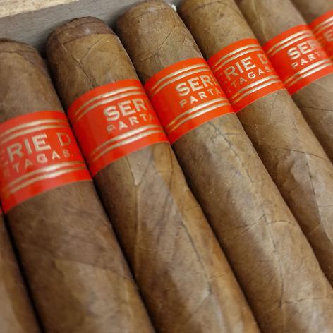 Lot 156 - Partagas Serie D No.4