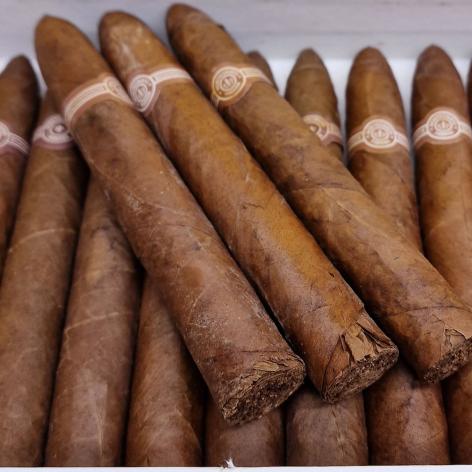 Lot 156 - Montecristo No. 2