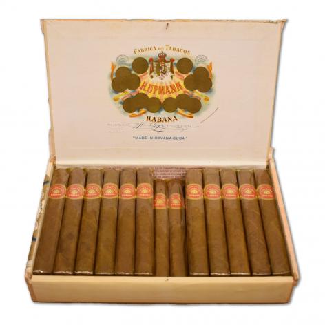 Lot 157 - H. Upmann Regalias Cello