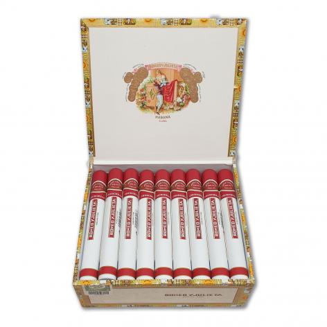 Lot 158 - Romeo y Julieta Churchills 