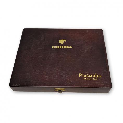 Lot 158 - Cohiba Piramides