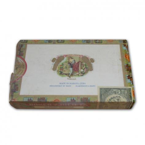 Lot 158 - Romeo y Julieta Petit Coronas