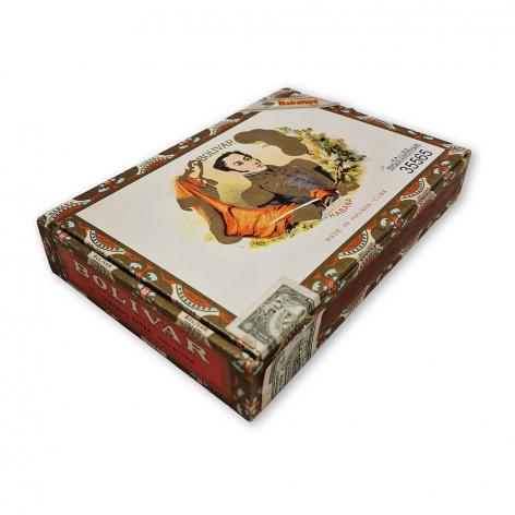 Lot 15 - Bolivar Coronas extra