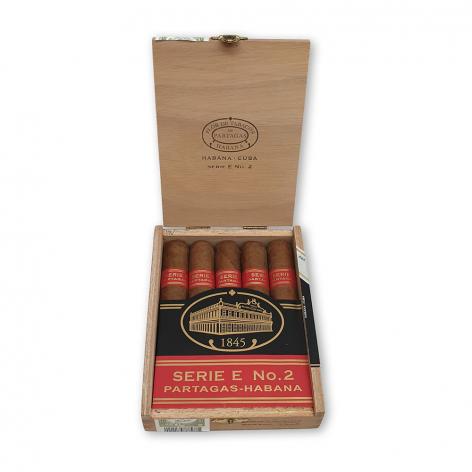Lot 161 - Partagas Serie E No. 2