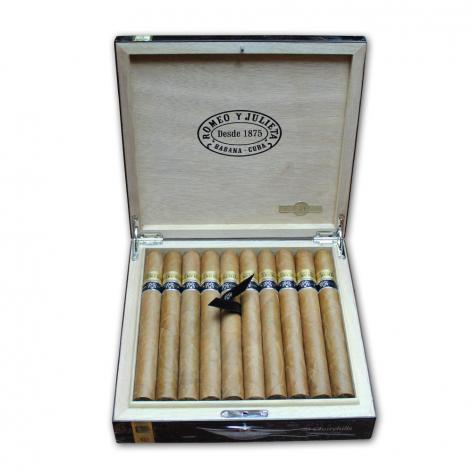 Lot 163 - Romeo y Julieta Churchills Reserva