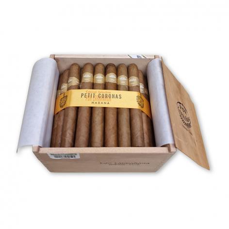 Lot 164 - Por Larranaga Petit Coronas 