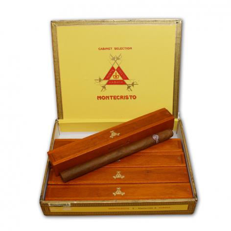 Lot 165 - Montecristo A