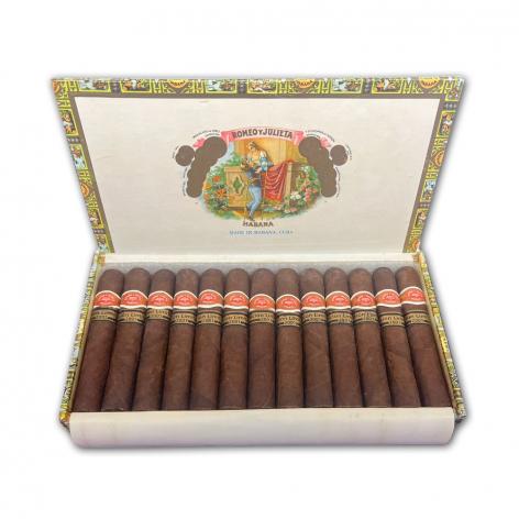 Lot 165 - Romeo y Julieta Robustos