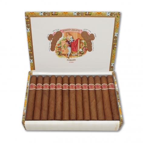 Lot 167 - Romeo y Julieta Petit Coronas