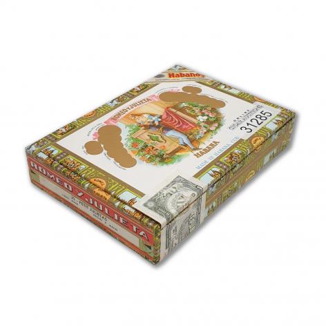 Lot 168 - Romeo y Julieta Petit Julietas