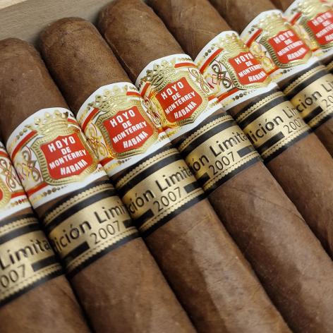 Lot 169 - Hoyo de Monterrey Regalos