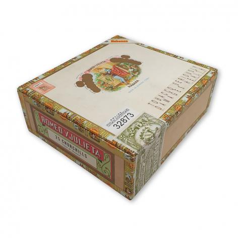 Lot 16 - Romeo y Julieta Churchills