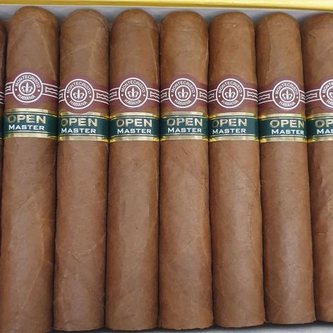 Lot 170 - Montecristo Master