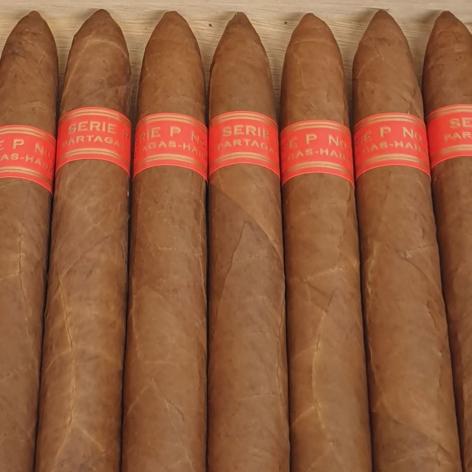 Lot 170 - Partagas Serie P No. 2