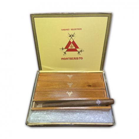 Lot 171 - Montecristo A