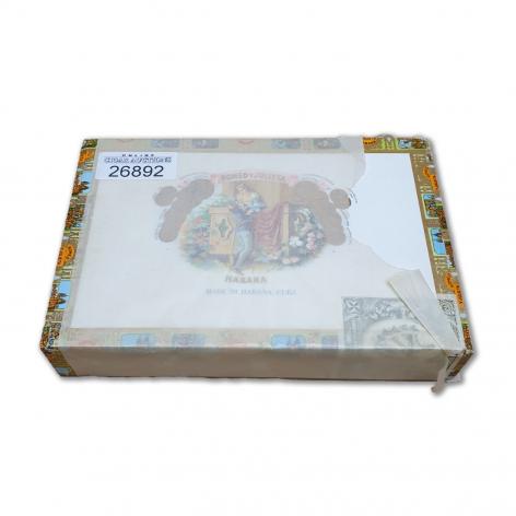 Lot 171 - Romeo y Julieta Petit Coronas