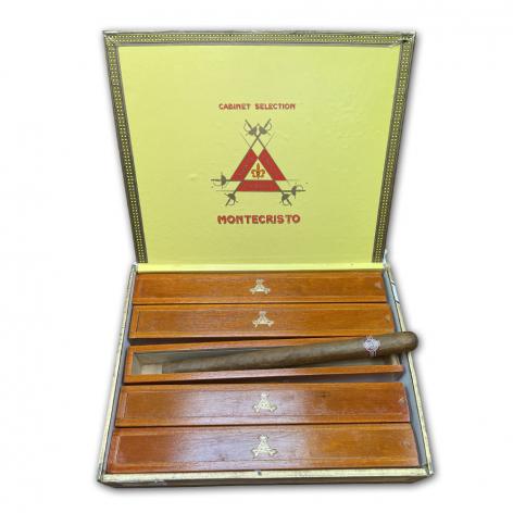 Lot 172 - Montecristo A