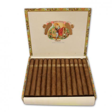 Lot 172 - Romeo y Julieta Churchills