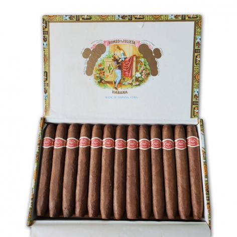 Lot 175 - Romeo y Julieta Celestialos Finos