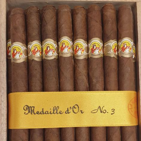 Lot 175 - La Gloria Cubana Medaille d'Or No.3