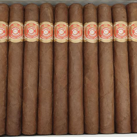 Lot 175 - Punch Coronas 