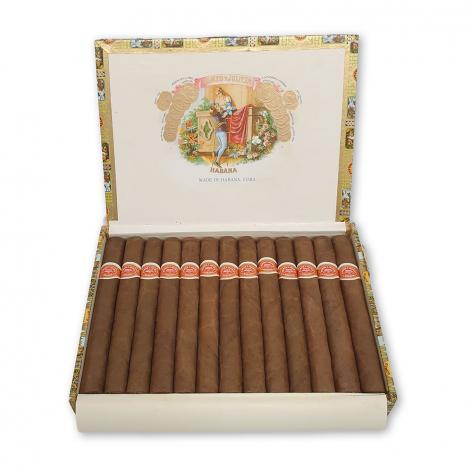 Lot 176 - Romeo y Julieta Coronas