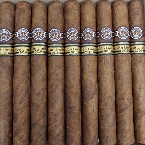 Lot 176 - Montecristo Dantes
