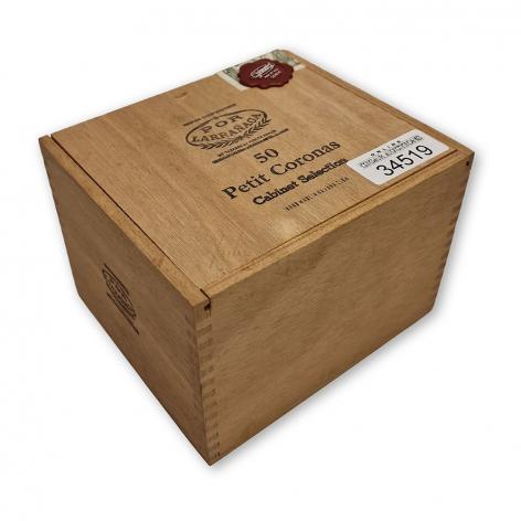 Lot 178 - Por Larranaga Petit Coronas