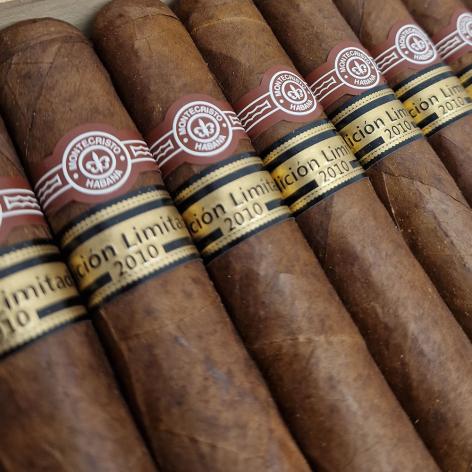 Lot 178 - Montecristo Grand Edmundo