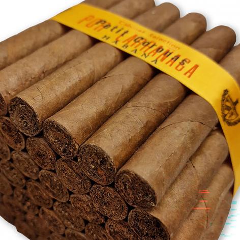 Lot 179 - Por Larranaga Petit Coronas