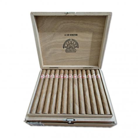 Lot 17 - H.Upmann Sir Winston