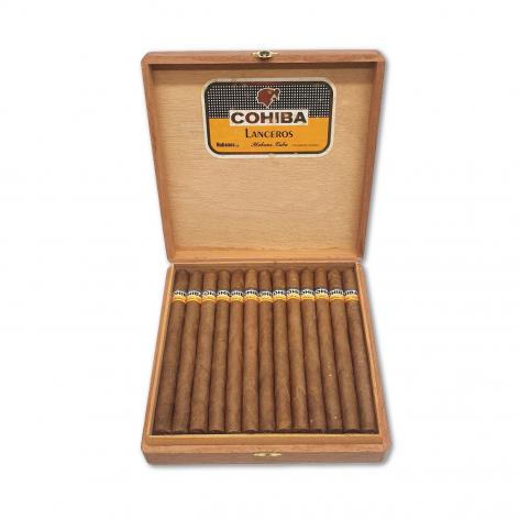 Lot 17 - Cohiba Lanceros