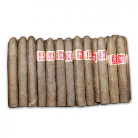 Lot 17 - Mixed  Single cigars