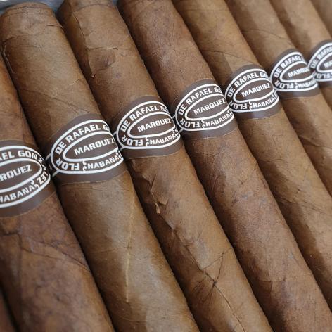 Lot 180 - Rafael Gonzalez Panetelas Extra